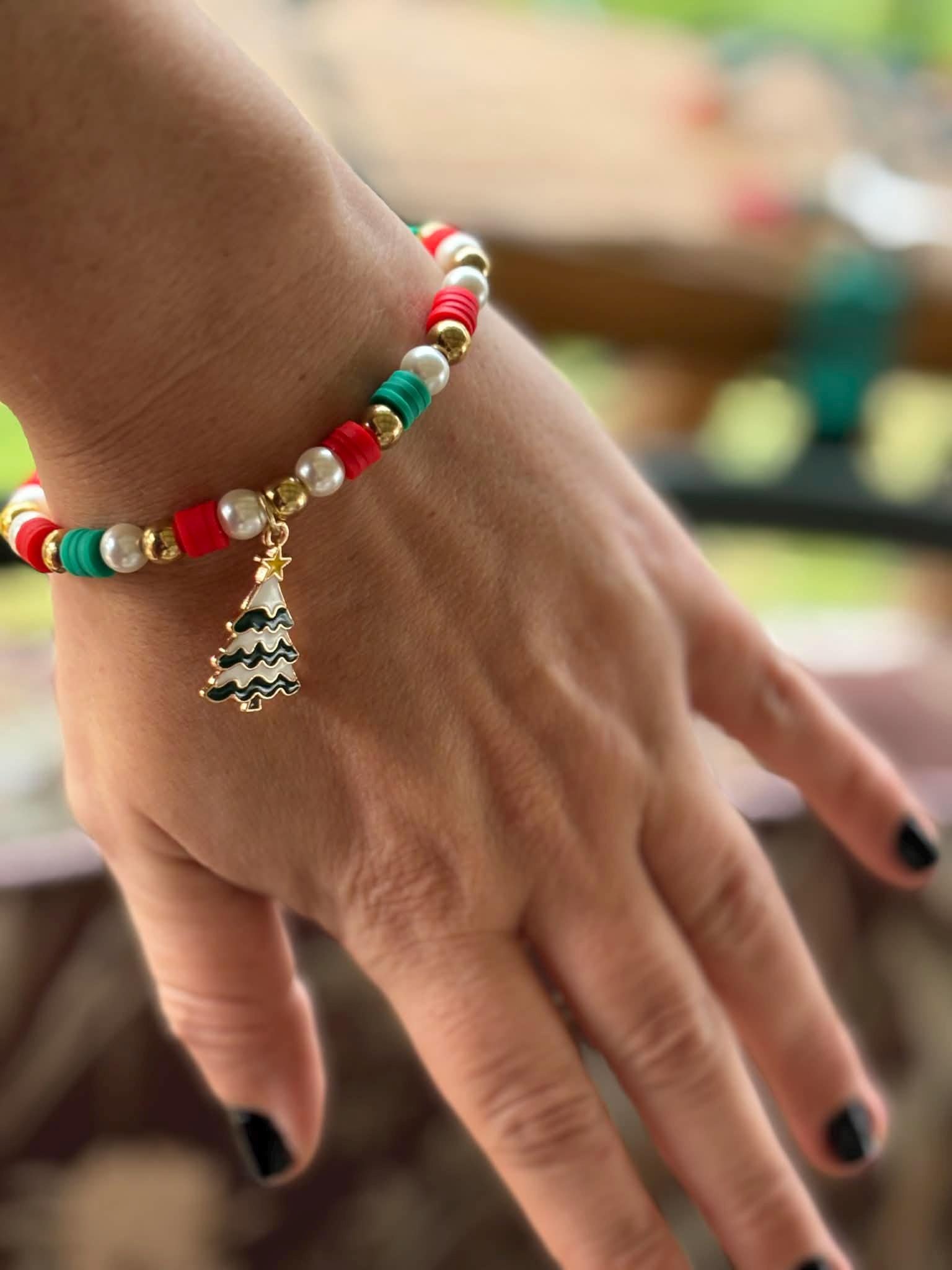 Christmas Heishi Bead Bracelet | Holiday Jewelry - Wonderfully Made by Devan