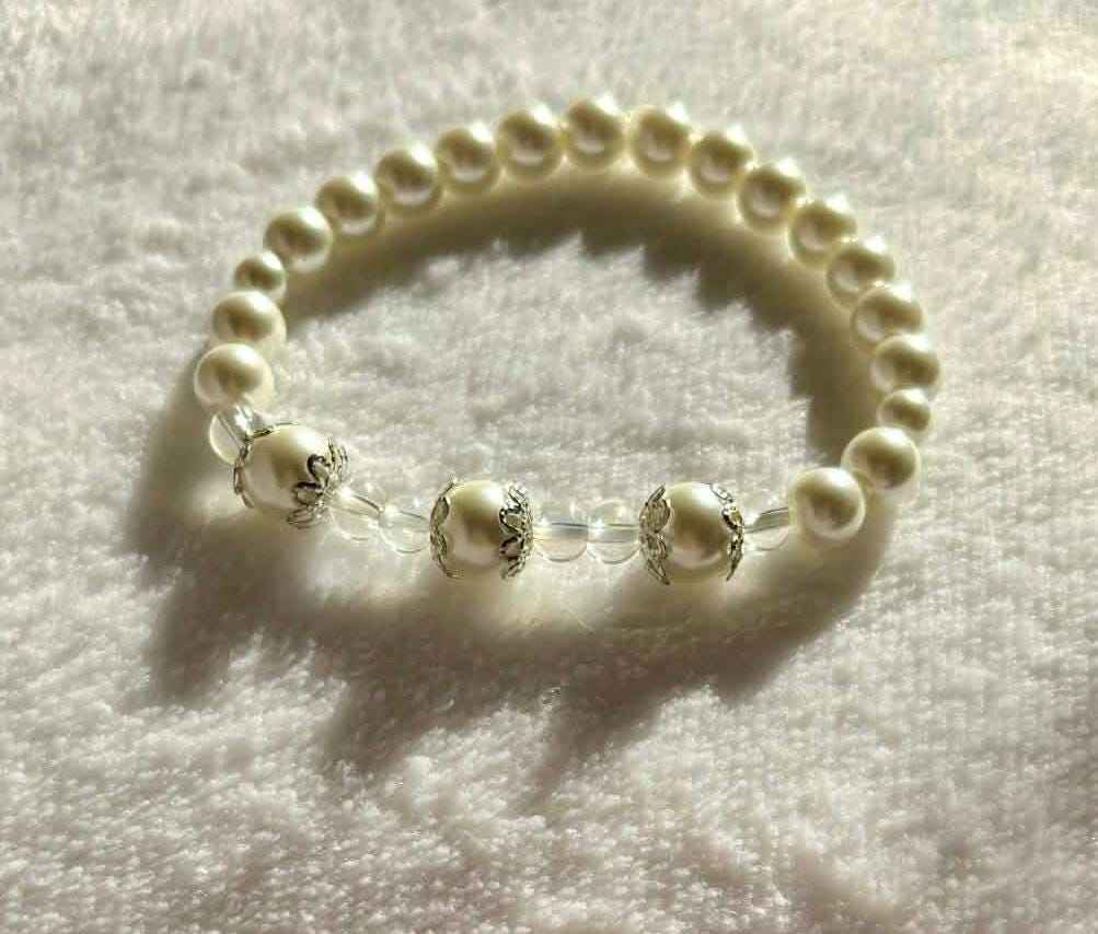 Pearl Stretch Bracelet, Faith-Inspired Gift for Women, Minimal Religious